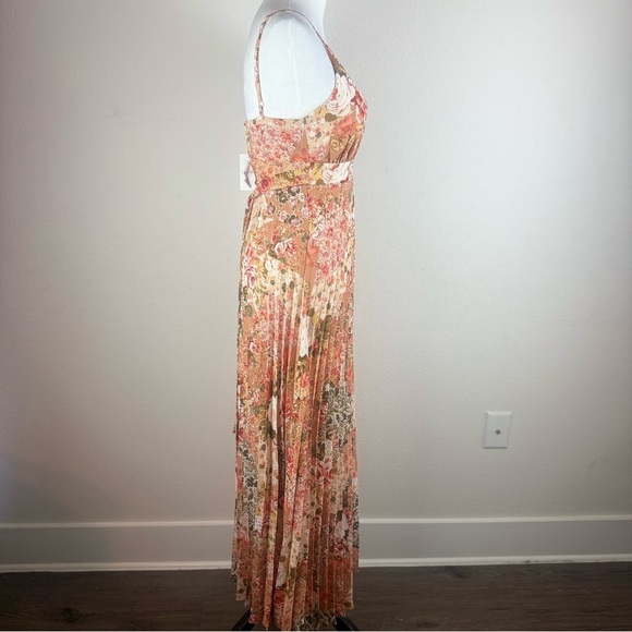 NWT Jessica Simpson Women’s Floral Pleated Maxi Dress Spaghetti Straps XS - Picture 4 of 9